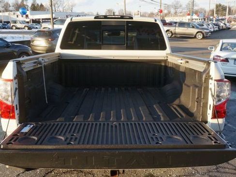Used 2024 Nissan Titan SV w/ SV Convenience Package image 81