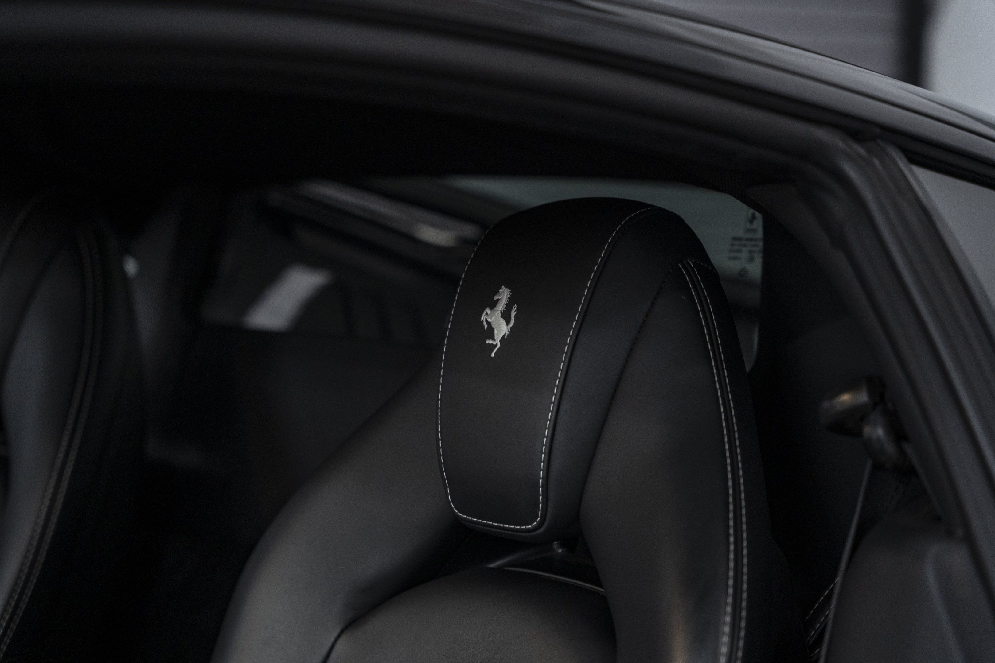 Used 2018 Ferrari 488 GTB RWD image 25