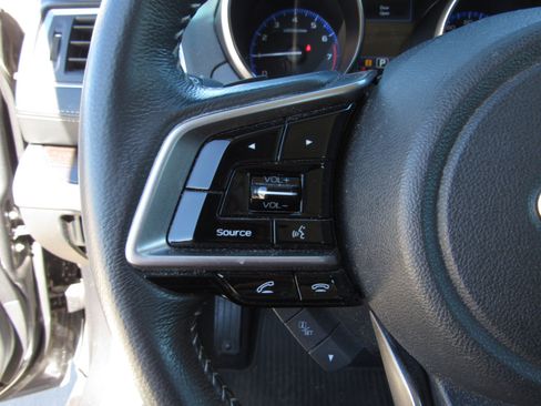 Used 2018 Subaru Legacy 3.6R Limited image 25