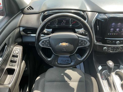 Used 2020 Chevrolet Traverse LT FWD image 8