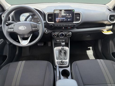 New 2026 Hyundai Venue SEL FWD image 5