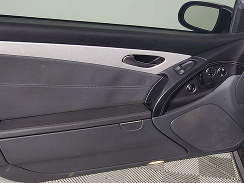 Used 2005 Mercedes-Benz SL 55 AMG image 17