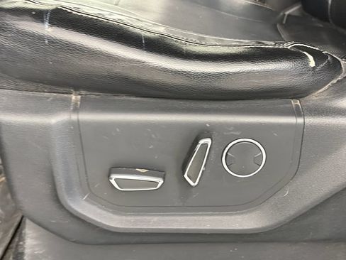 Used 2018 Ford F250 Lariat w/ Lariat Value Package AWD/4WD image 26