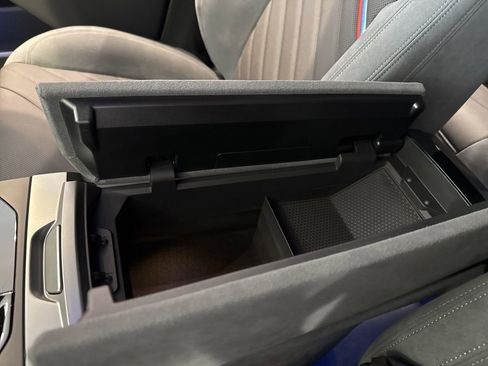 New 2026 BMW iX xDrive45 w/ M Sport Package image 33