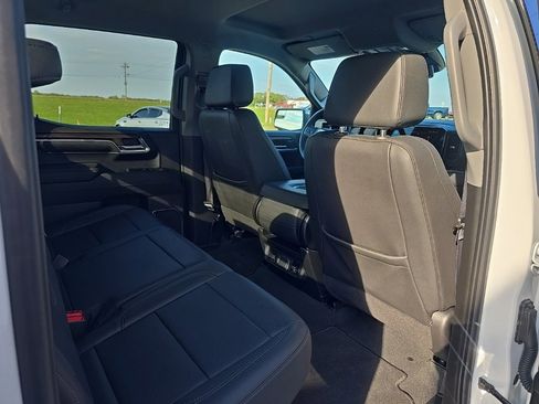 Used 2024 GMC Sierra 1500 SLT image 19