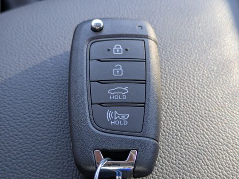 New 2026 Hyundai Elantra SE image 28