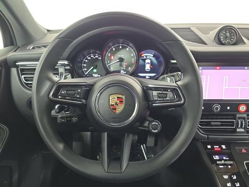 Certified 2025 Porsche Macan S AWD/4WD image 14