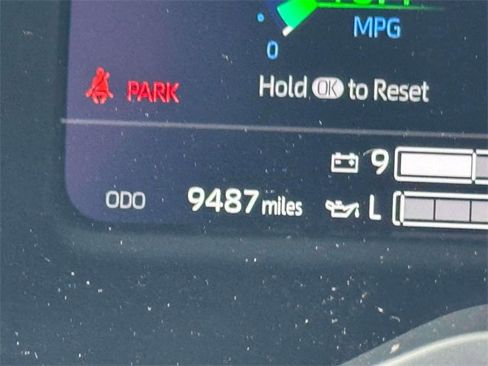 Used 2025 Toyota Tundra Platinum image 28