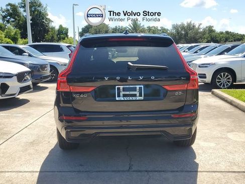 Certified 2024 Volvo XC60 B5 Plus w/ Protection Package Premier AWD/4WD image 4