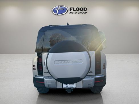 Used 2020 Land Rover Defender 110 S image 6