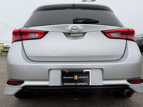 Used 2016 Scion iM 5dr HB Man (Natl) image 9