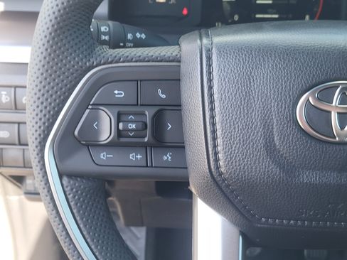 New 2026 Toyota Tacoma SR5 AWD/4WD image 11