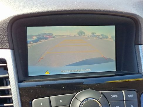 Used 2016 Chevrolet Cruze LTZ FWD image 18