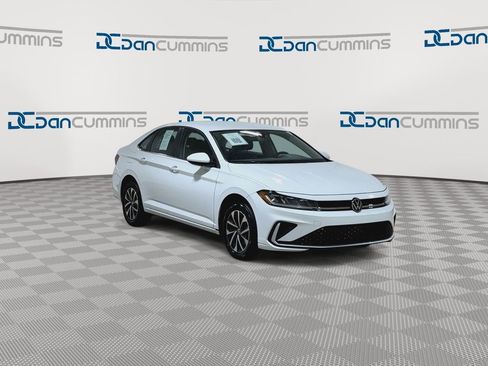 Used 2025 Volkswagen Jetta S FWD image 3