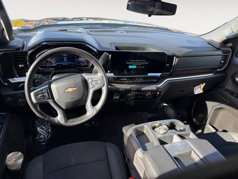 Used 2022 Chevrolet Silverado 1500 LT image 15