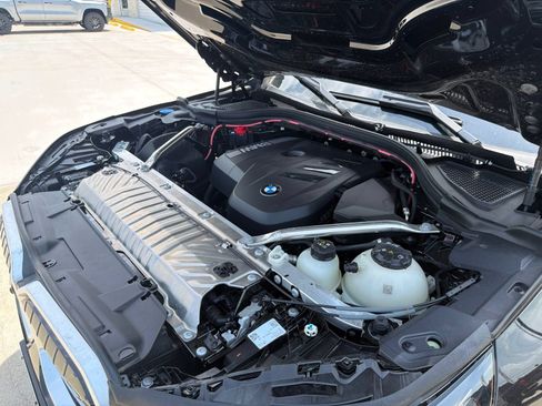 Used 2025 BMW X3 xDrive30i AWD/4WD image 40