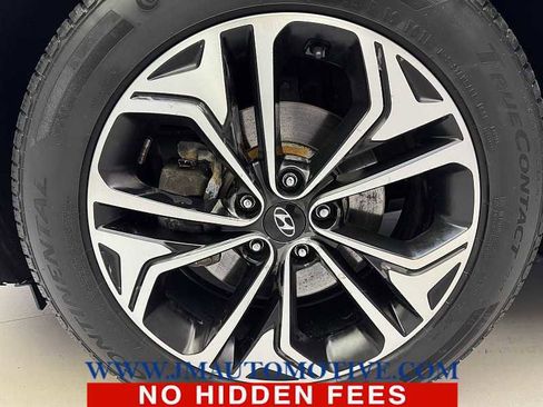 Used 2019 Hyundai Santa Fe AWD image 9