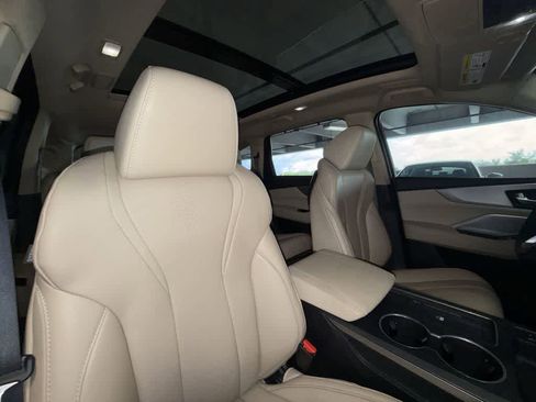 Used 2025 Acura MDX FWD w/ Technology Package image 27