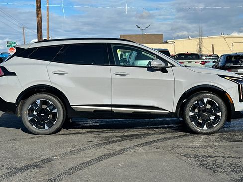 Certified 2026 Kia Sportage SX Prestige image 3