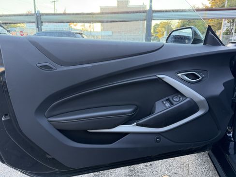 Used 2023 Chevrolet Camaro LT image 27