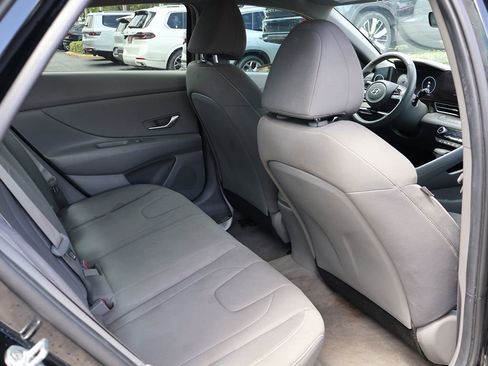 Used 2023 Hyundai Elantra SEL w/ Convenience Package FWD image 33