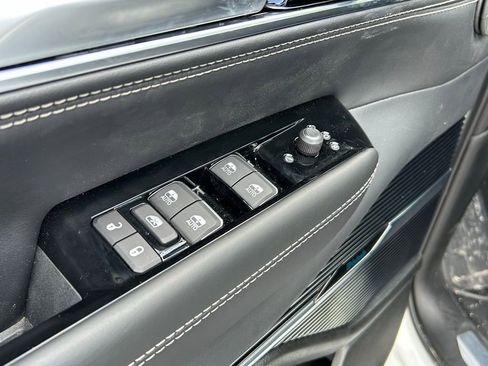 New 2026 Jeep Grand Wagoneer Summit w/ Rear Seat Video Group I image 29