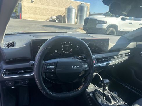 Used 2025 Kia K4 EX FWD image 51