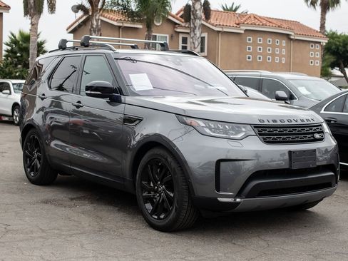 Used 2019 Land Rover Discovery HSE image 1