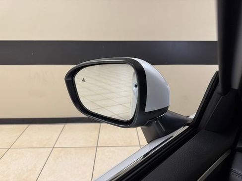 New 2026 Mitsubishi Outlander ES image 17