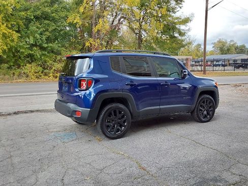 Used 2018 Jeep Renegade Altitude image 6