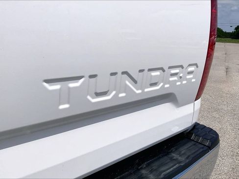Used 2015 Toyota Tundra Limited RWD image 21