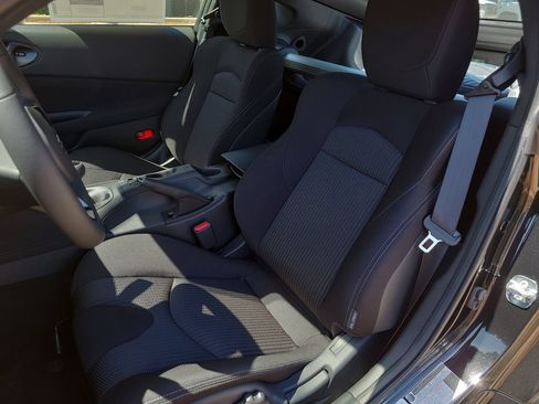 New 2027 Nissan Z Sport w/ Essentials Package (Sport) RWD image 10
