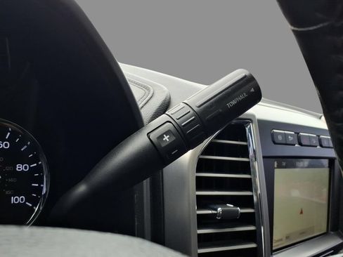 Used 2017 Ford F450 Platinum w/ Platinum Ultimate Package AWD/4WD image 25