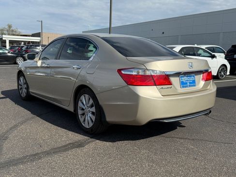 Used 2013 Honda Accord EX image 3