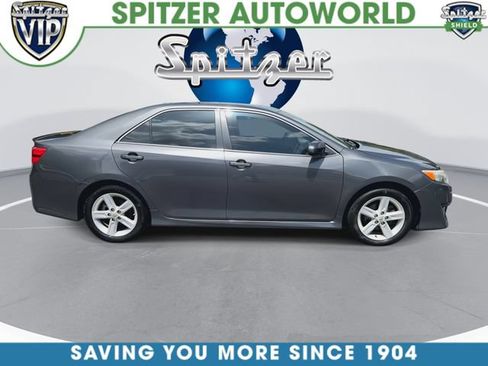 Used 2012 Toyota Camry SE w/ Leather Pkg FWD image 13