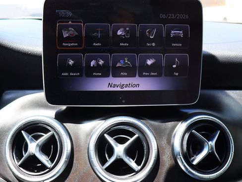 Used 2018 Mercedes-Benz CLA 250 image 49