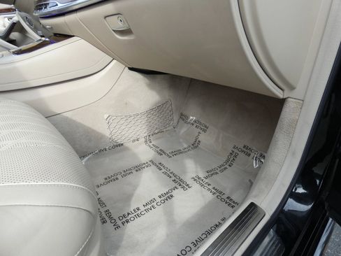 Used 2014 Mercedes-Benz S 550 Sedan image 33