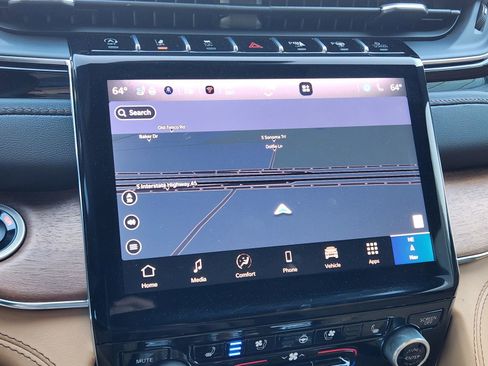 New 2025 Jeep Grand Cherokee L Summit image 15