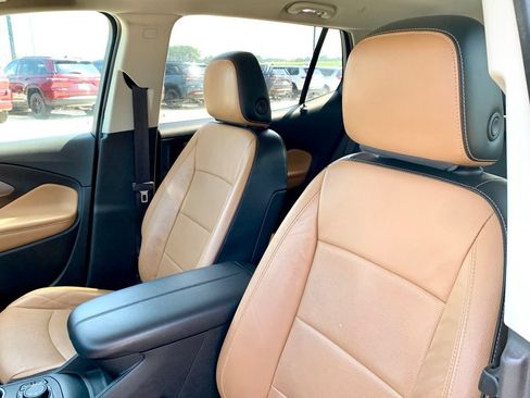 Used 2020 GMC Terrain SLT w/ Preferred Package FWD image 12