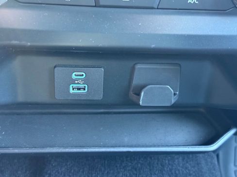 Used 2022 Ford F150 XLT RWD image 27