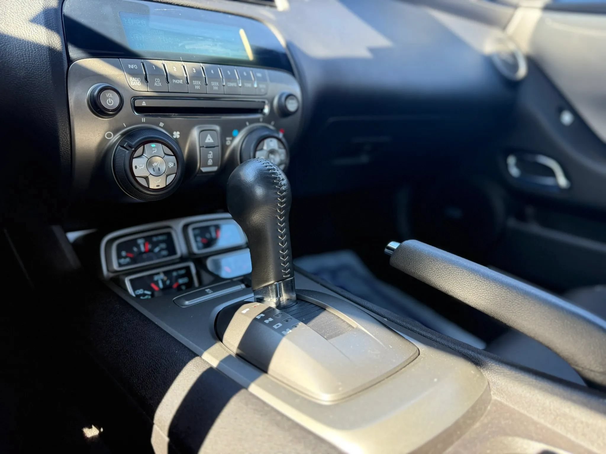 Used 2011 Chevrolet Camaro SS RWD image 19