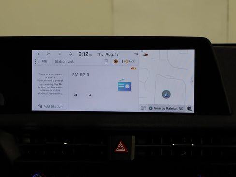 Used 2024 Kia EV6 Light RWD image 28