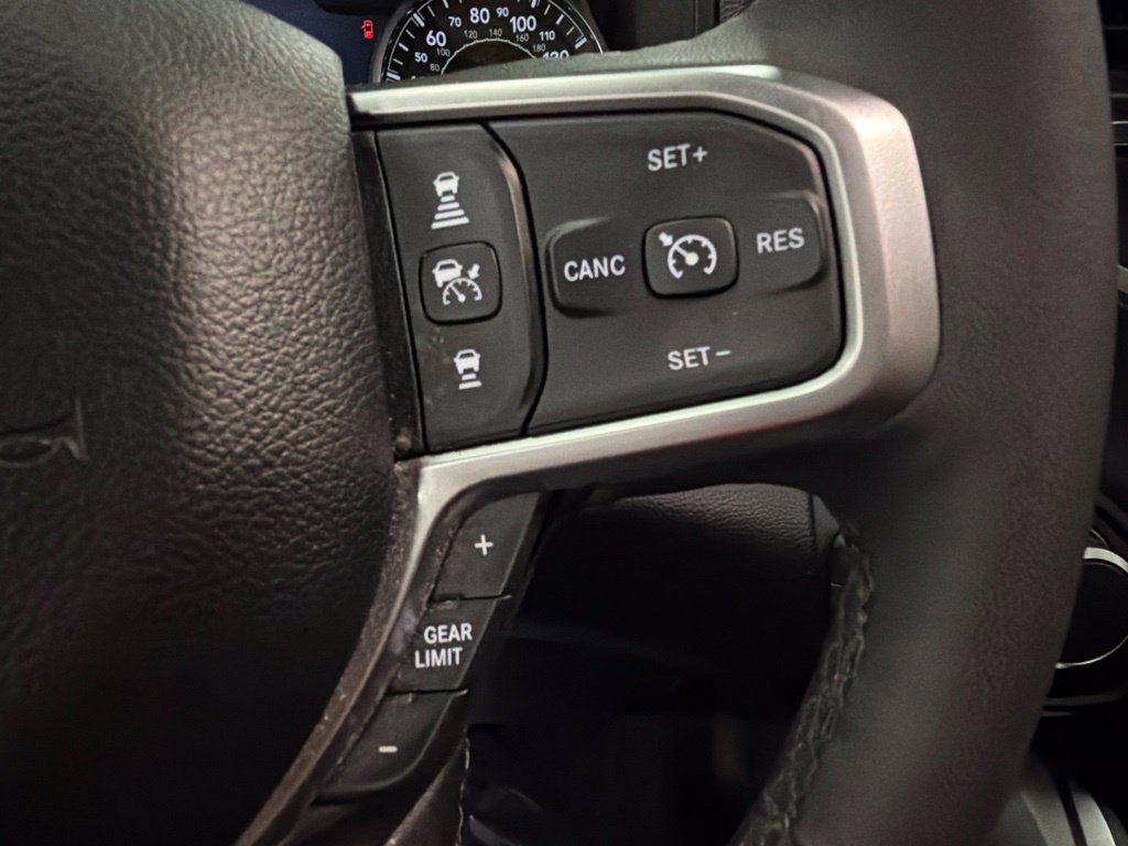 Used 2025 RAM 1500 Big Horn AWD/4WD image 18