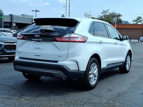 Used 2024 Ford Edge SEL w/ Convenience Package AWD/4WD image 6