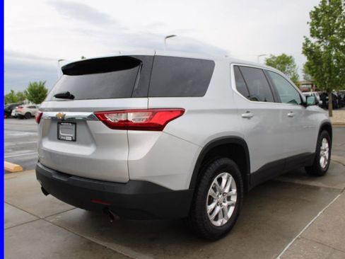 Used 2018 Chevrolet Traverse LS AWD/4WD image 7
