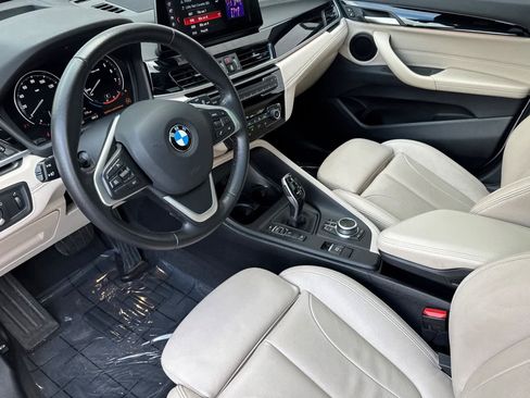 Used 2022 BMW X2 xDrive28i w/ Premium Package image 11