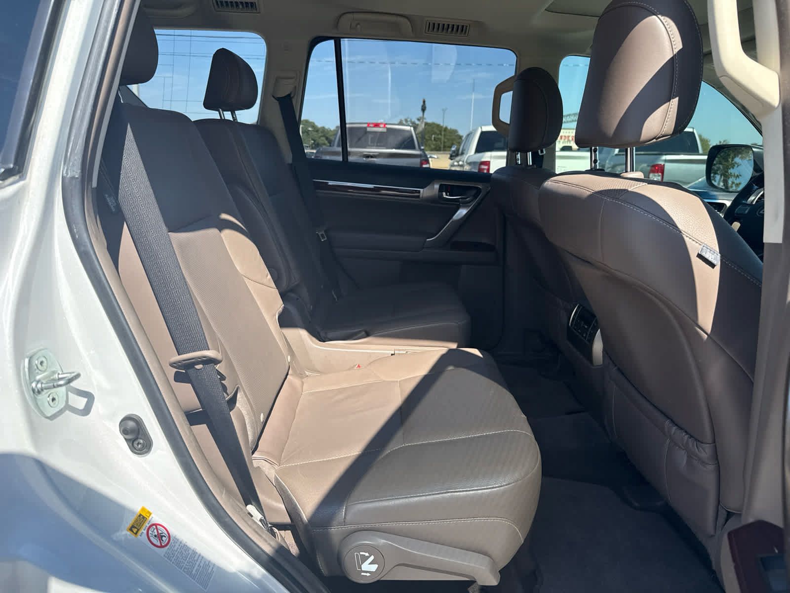 Used 2018 Lexus GX 460 Premium AWD/4WD image 9