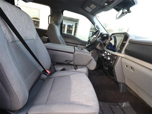 Certified 2021 Ford F150 XLT w/ Equipment Group 302A High image 10