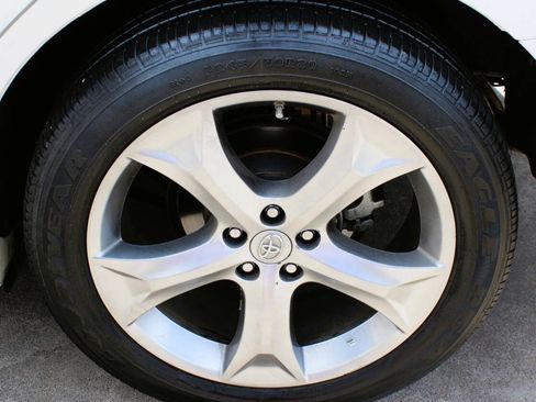 Used 2009 Toyota Venza w/ Comfort Pkg FWD image 12