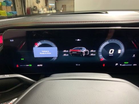 Used 2024 Dodge Charger R/T w/ Plus Group image 30